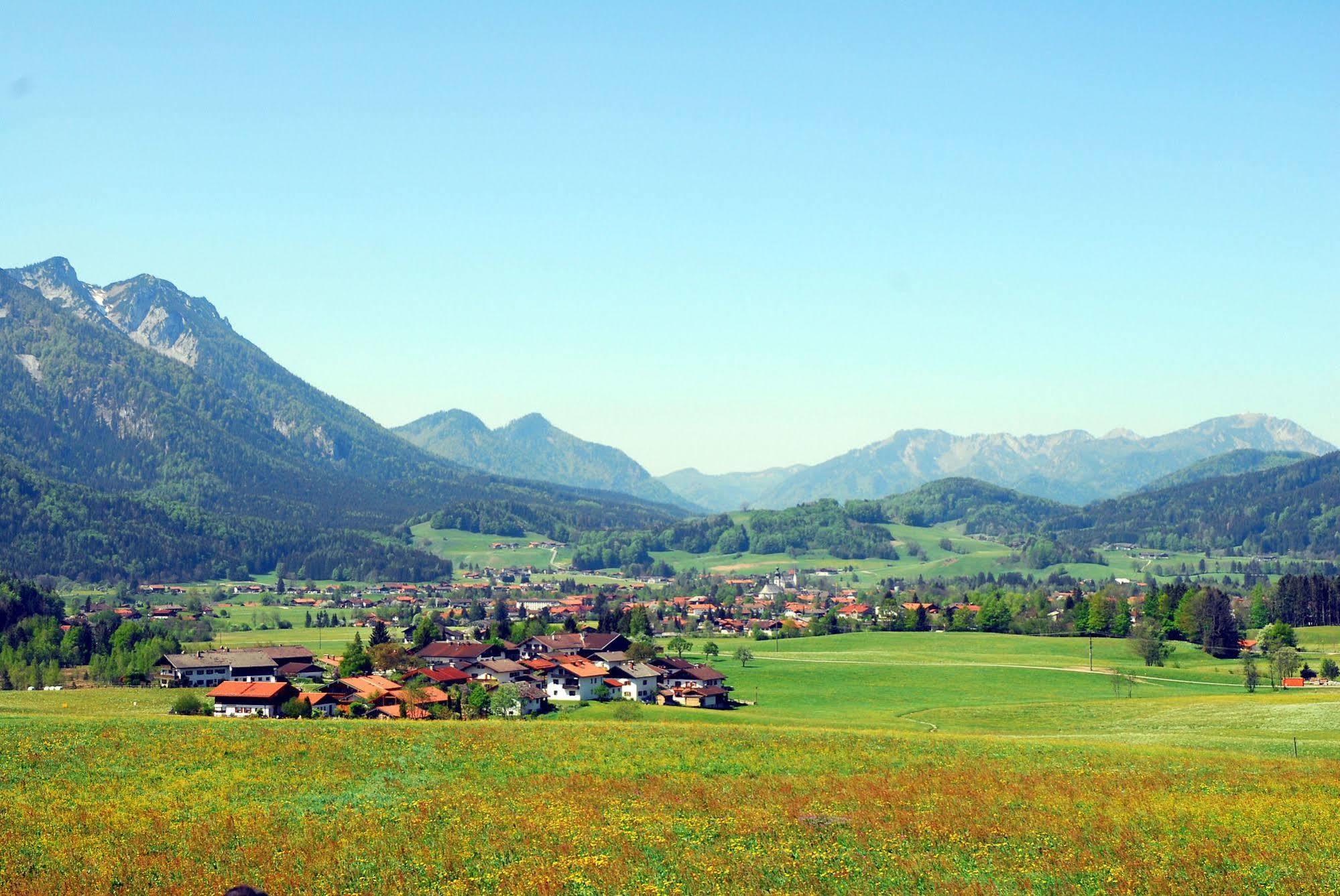 Aktivhotel & Gasthof Schmelz Ihr Urlaubs Hotel In Inzell Mit Wellness Hallenbad, Alpensauna & Dampfbad Exterior foto